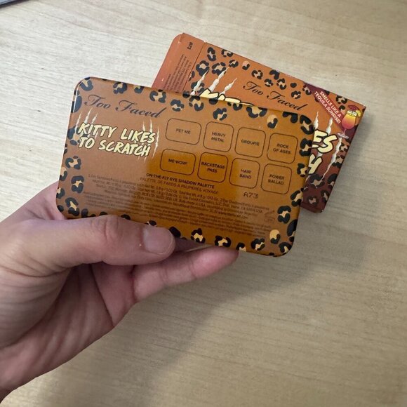 🦋 NEW TOO FACED Kitty Likes to Scratch Mini Eyeshadow Palette Neutral Natural - Picture 2 of 5